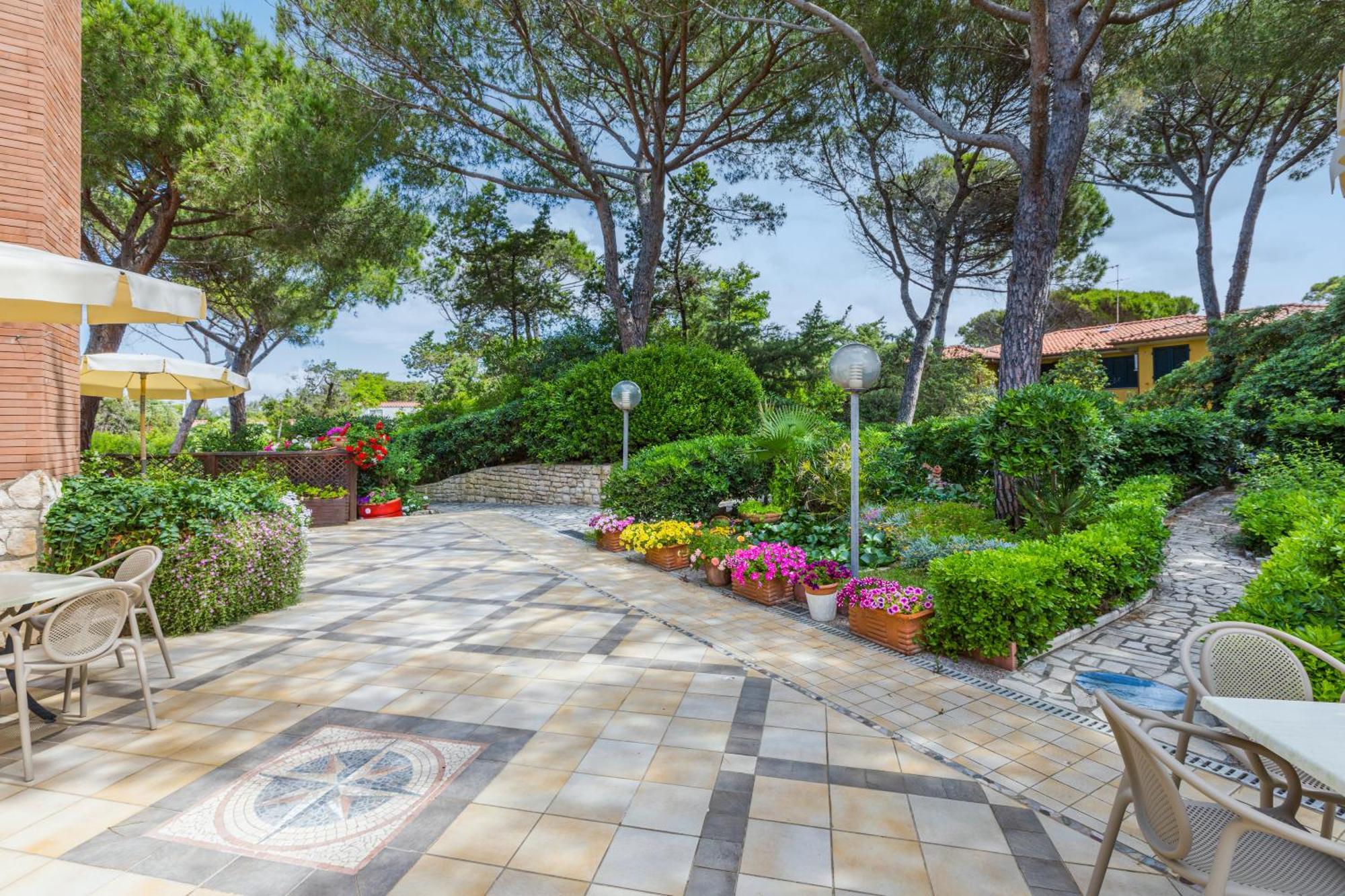 Residence Casa Di Caccia Марина-ди-Биббона Экстерьер фото